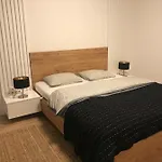 Apartment S Vyhliadkou *