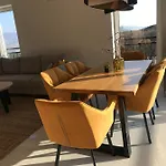 S Vyhliadkou Apartment